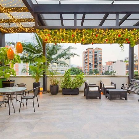 Camelot Apartahotel Медельин Экстерьер фото