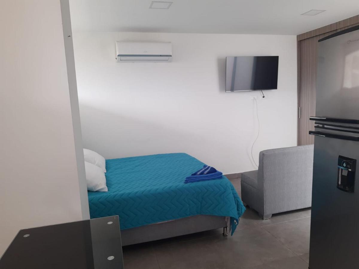 Camelot Apartahotel Медельин Номер фото